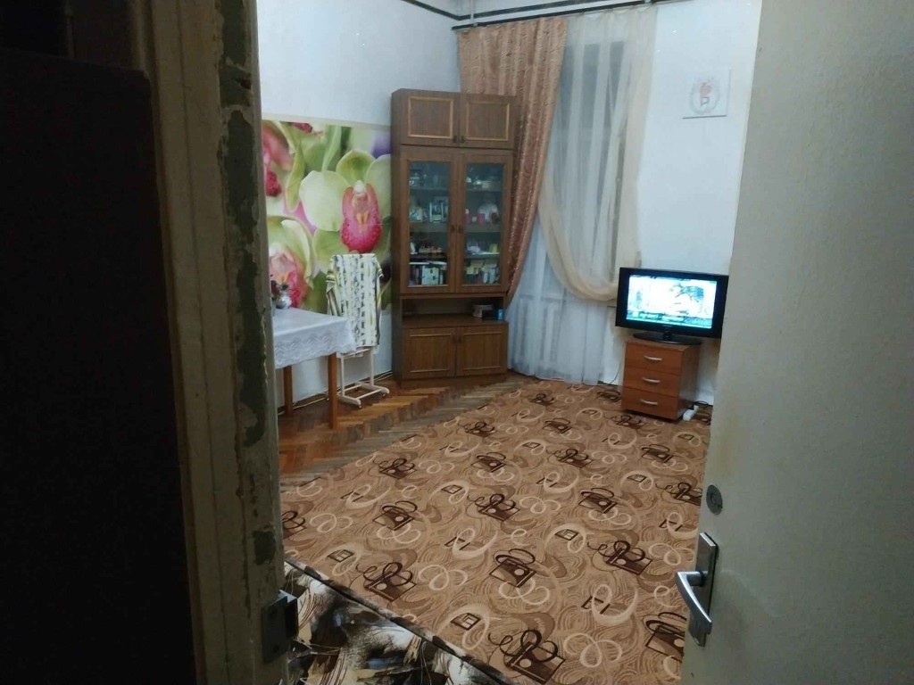 Комната в центре города.