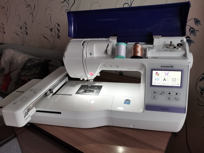 Продам вышивальную машину Brother Innov-is nv 850E