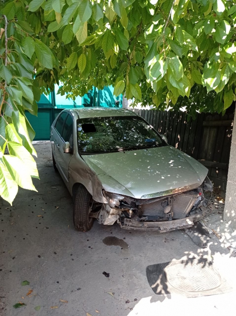 KIA Cerato 2008 после дтп под ремонт
