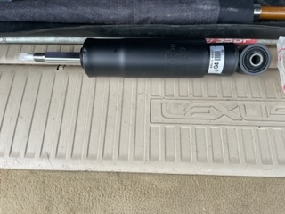 Амортизатор Лексус LX 470