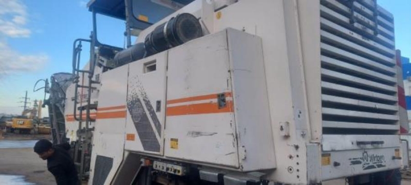 Гуceничнaя Дoрoжнaя Фpeзa Wirtgen W2000 2009 г.в.